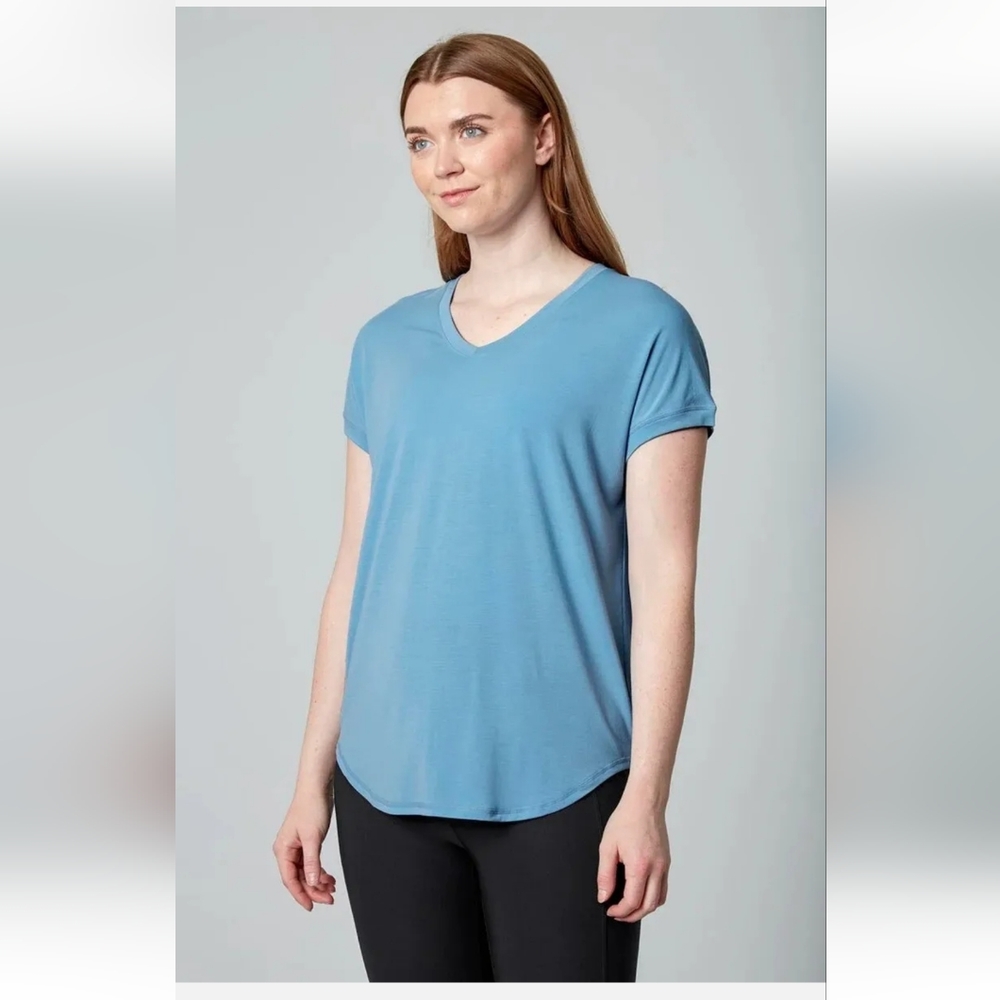 Mondetta Ladies Ultra-Soft V-Neck Tee